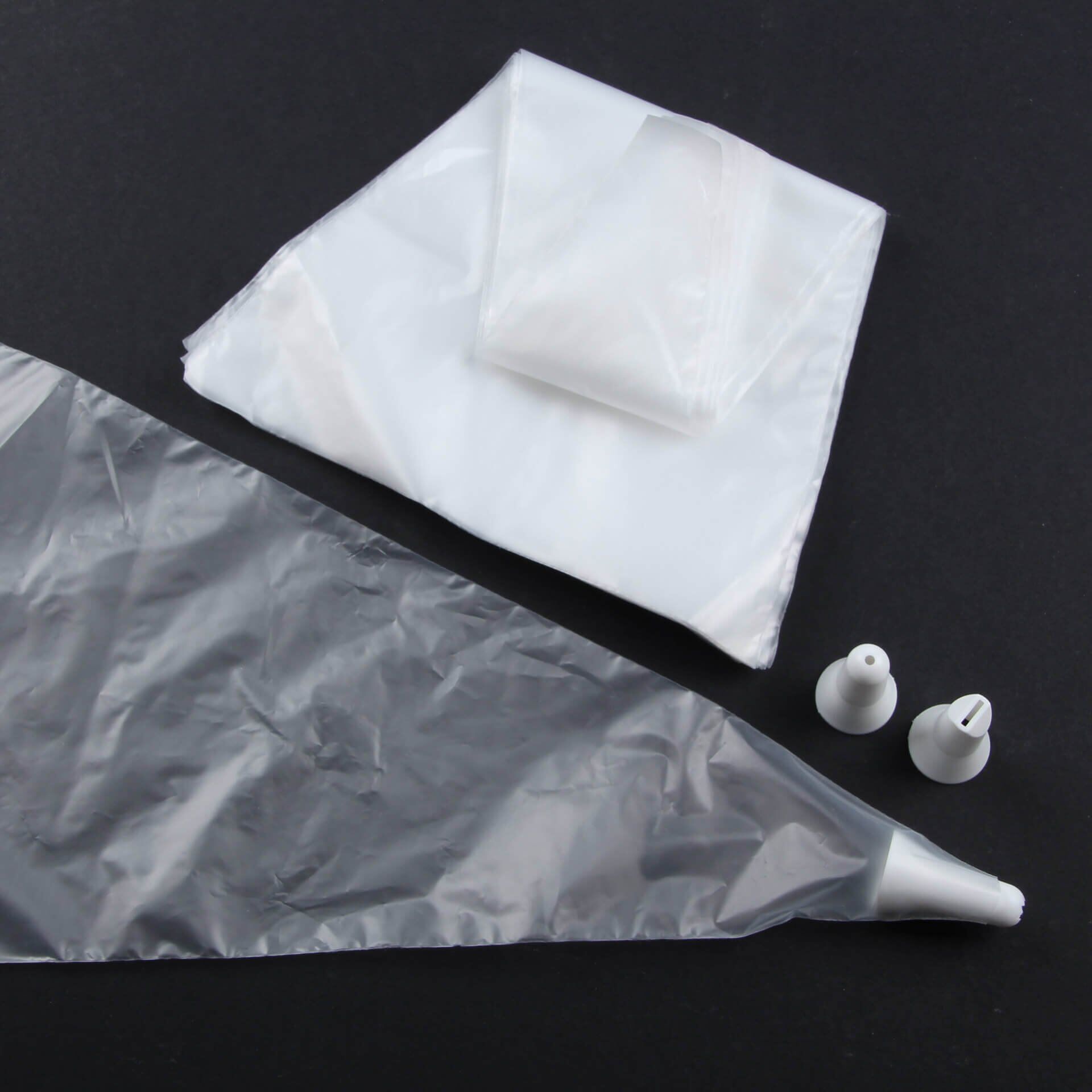 Jednorazowe worki cukiernicze z końcówkami – idealne do dekoracji