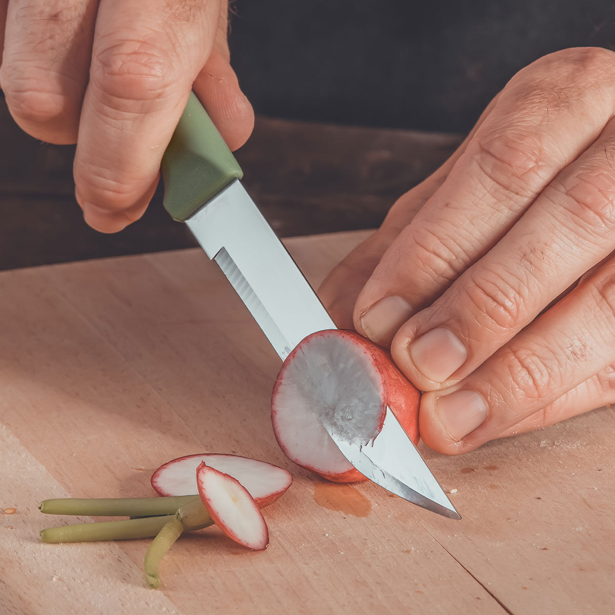 Uniwersalny nóż z ostrzem 11,5 cm - idealny pomocnik w kuchni