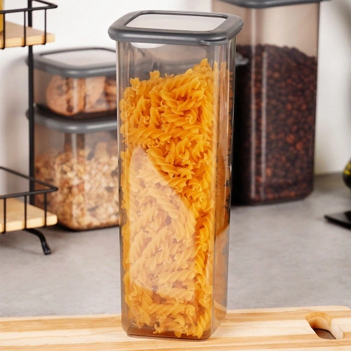 Pojemnik na produkty sypkie z pokrywką 2 l