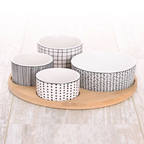 Miseczki na przekąski porcelanowe na tacy 5 el.