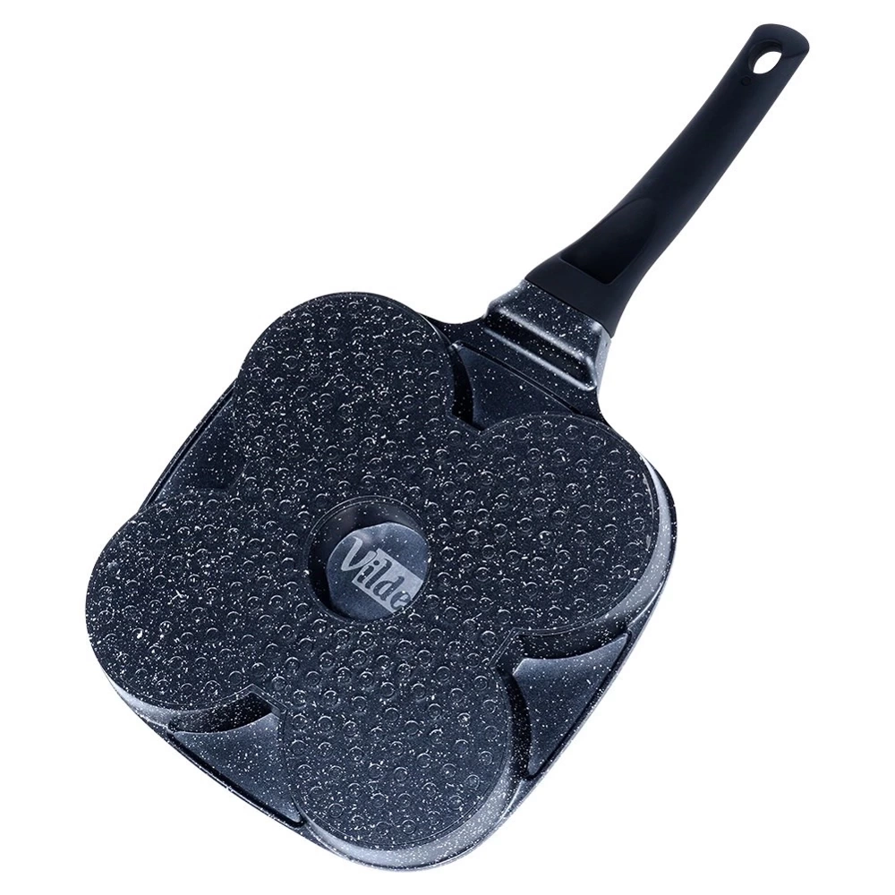Patelnia do jajek granitowa 4 otwory BLACK LINE 19x19 cm