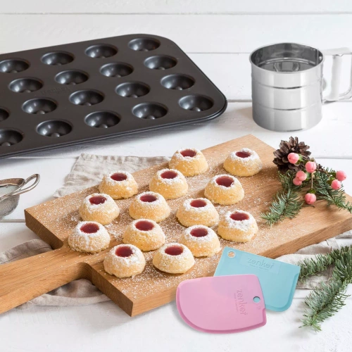 Zestaw do pieczenia ciastek , pączki husarskie  blacha skrobak  przesiewacz Zenker