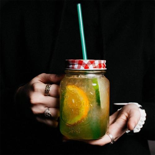 Słoik do napojów szklany z zakrętką i słomką 450 ml