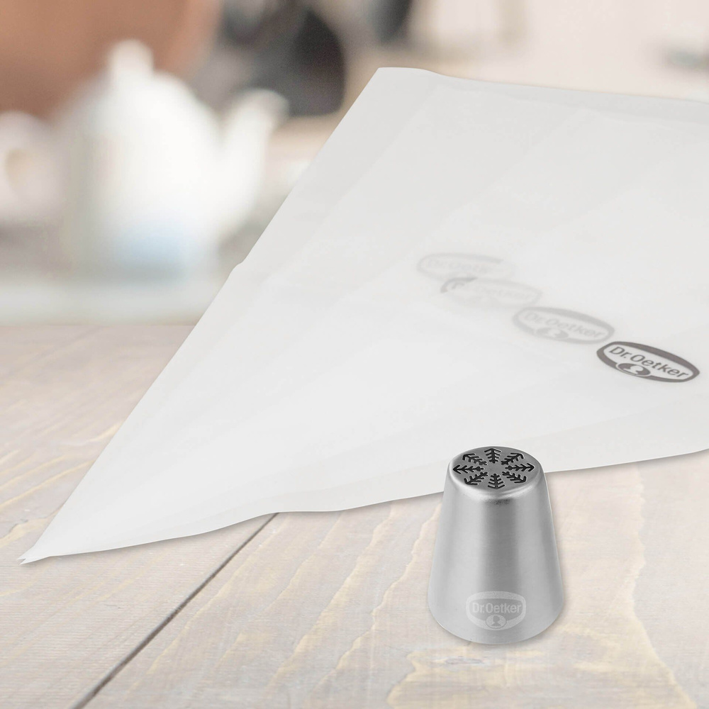 Tiul Eiskristall z 4 rękawami do dekoracji tylki White Christmas Dr. Oetker