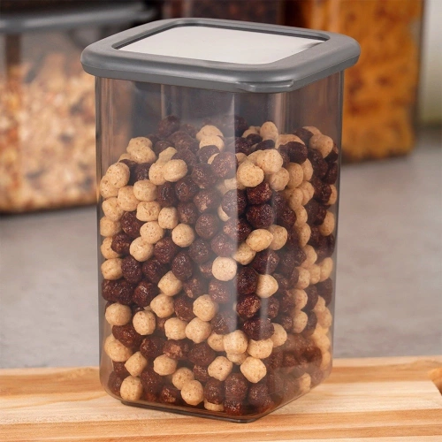 Pojemnik na produkty sypkie z pokrywką 1,2 l