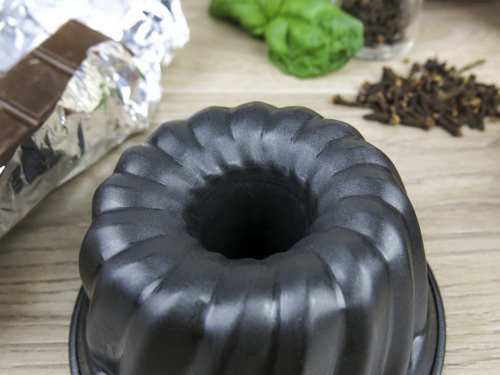 Forma MINI babka 10 cm z kominem Fackelmann 7686